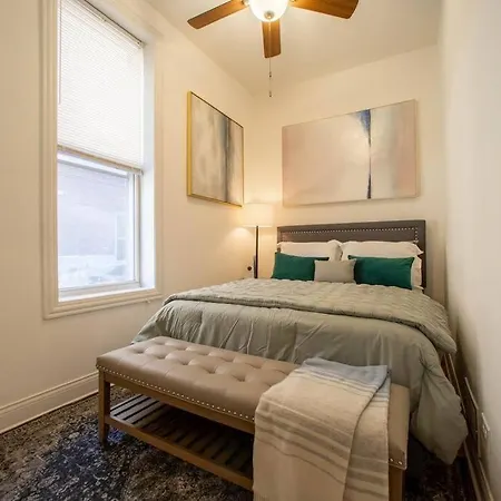 Appartement Getaway In The Heart Of Pilsen Chicago Extérieur photo