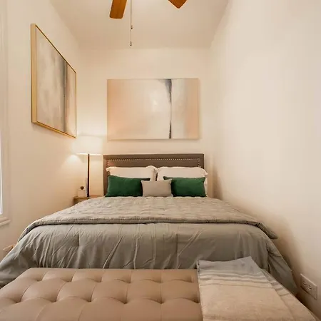 Appartement Getaway In The Heart Of Pilsen Chicago Extérieur photo