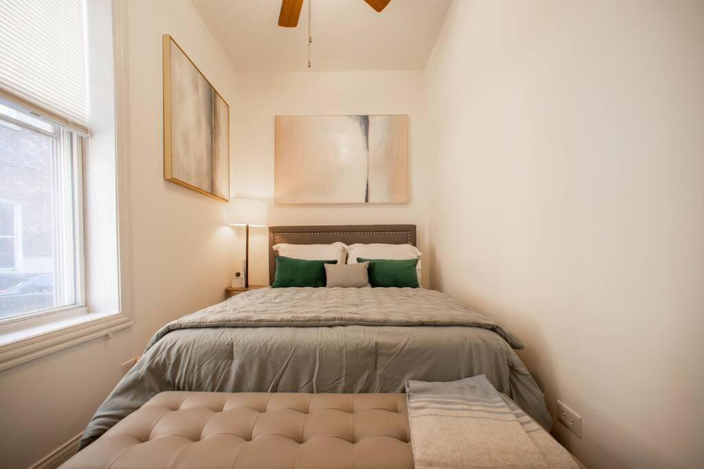 Getaway In The Heart Of Pilsen Appartement *