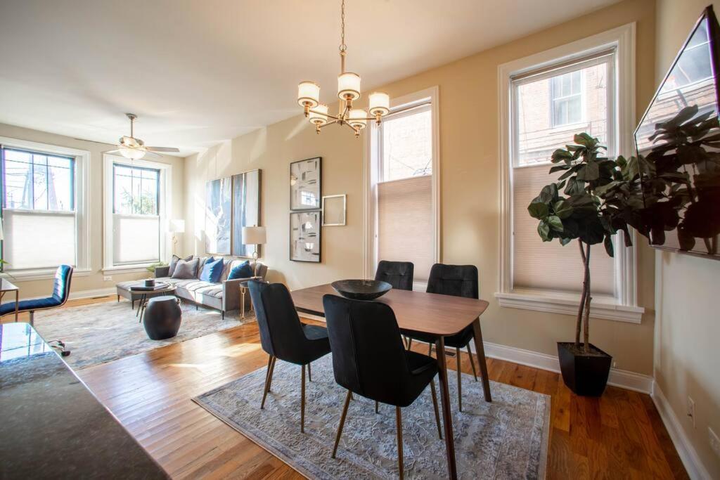 Getaway In The Heart Of Pilsen Apartamento *