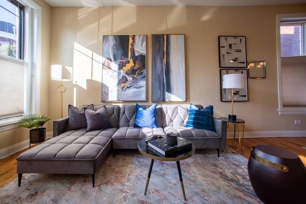 Getaway In The Heart Of Pilsen Apartamento